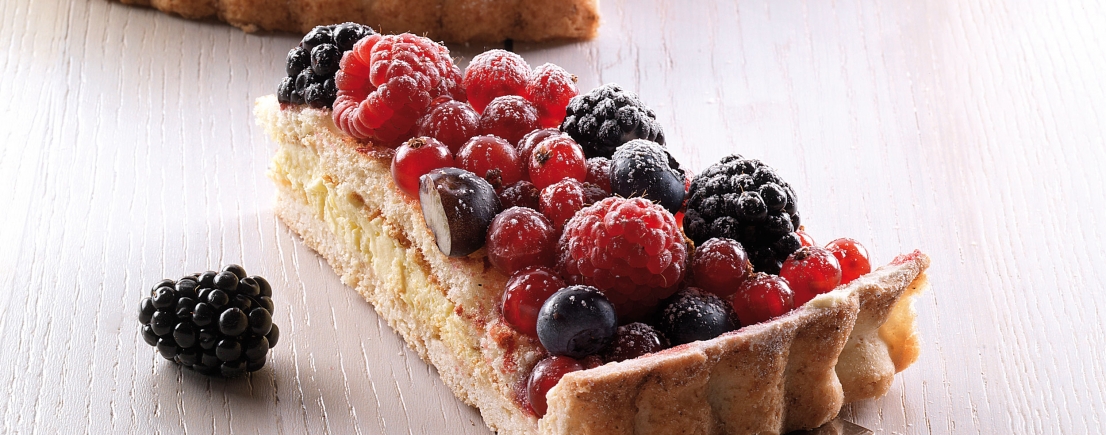 Bindi Mixed Berry Cake Whole (Frutti Di Bosco) 