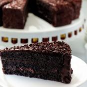 bindi-Chocolate-Cake-Slice-8567-400px_web